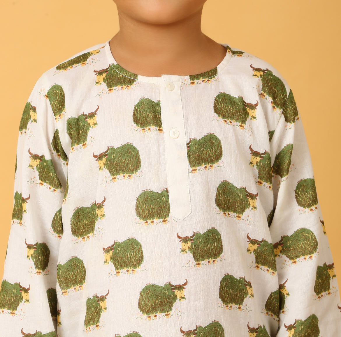 Green Grazing Yak Kurta Pyjama