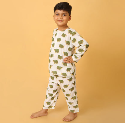 Green Grazing Yak Kurta Pyjama